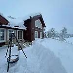 Newly Built At Skutuset At Golsfjellet * Гуль